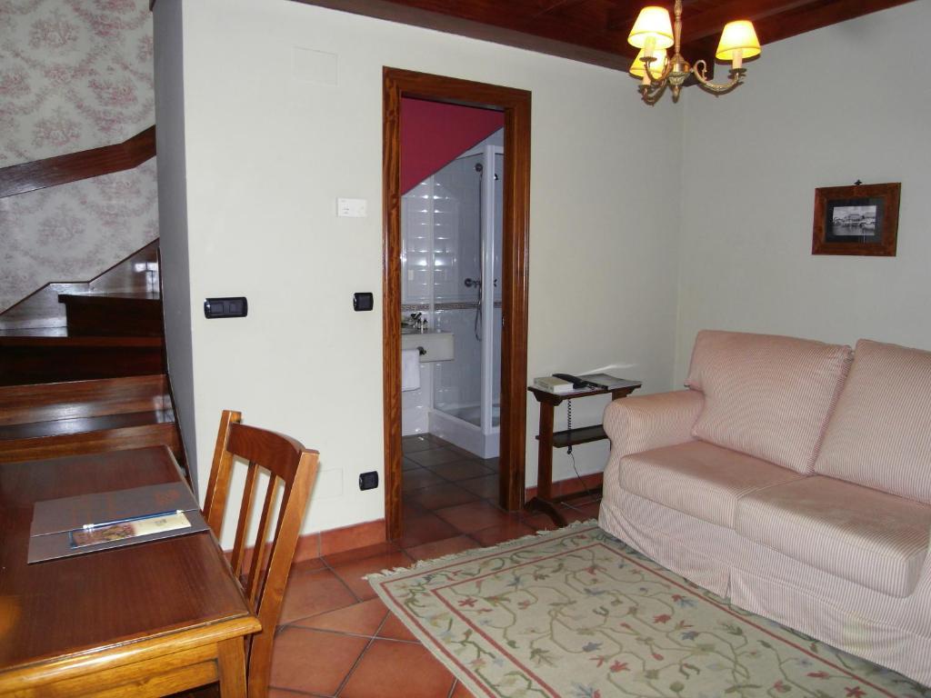 Pazo De Adran Hotel Milladoiro Phòng bức ảnh
